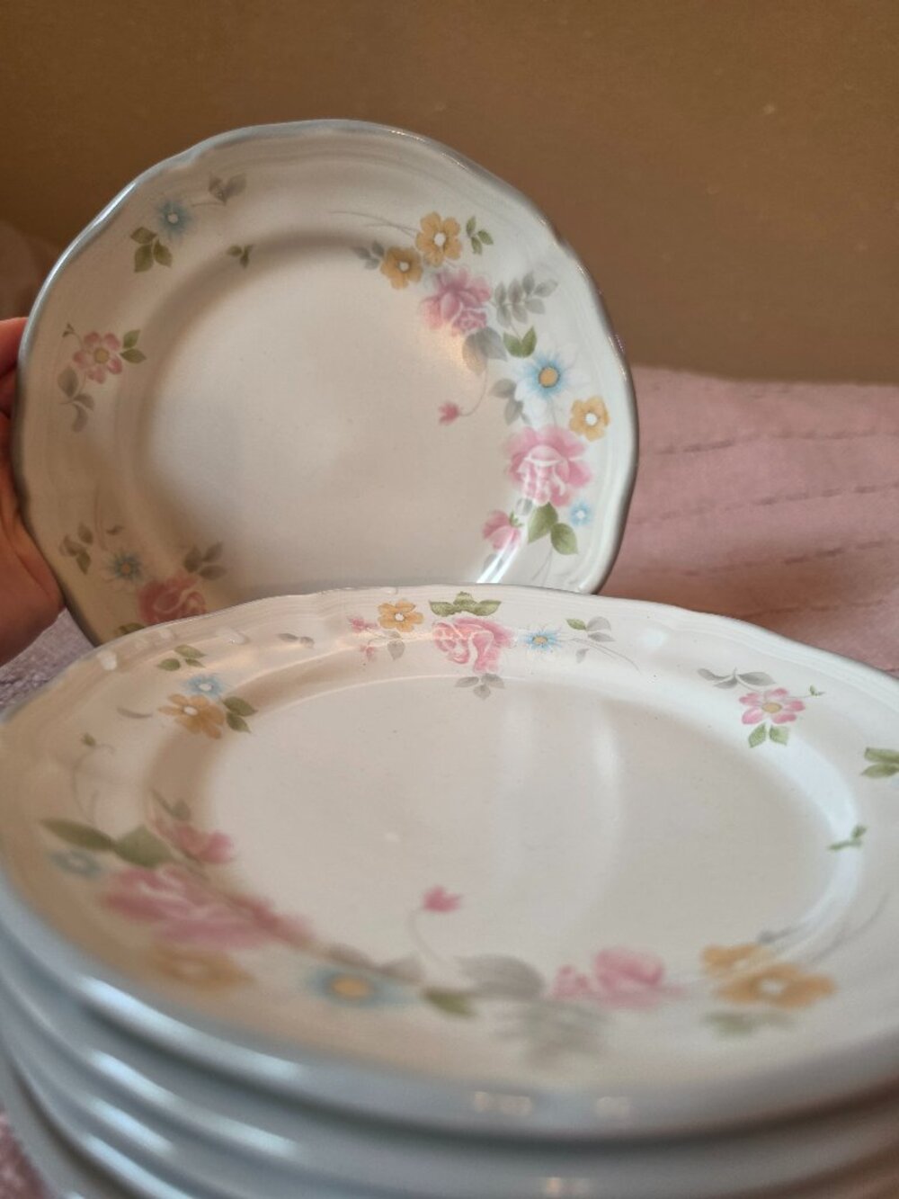 Vintage 1990 Newcor Stoneware Floral Plates